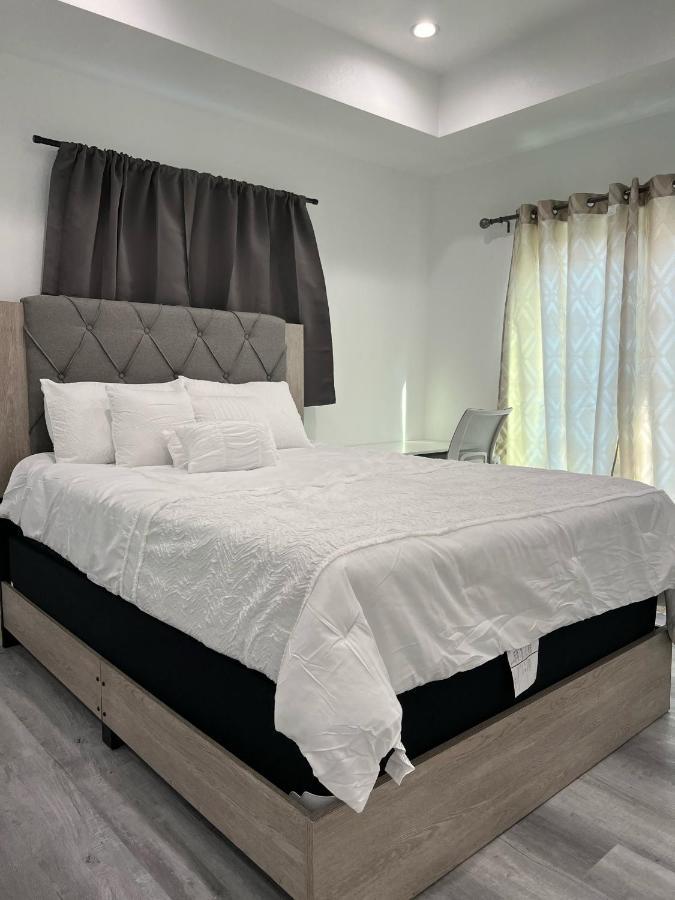 Ktown Hotel Лос-Анджелес Экстерьер фото